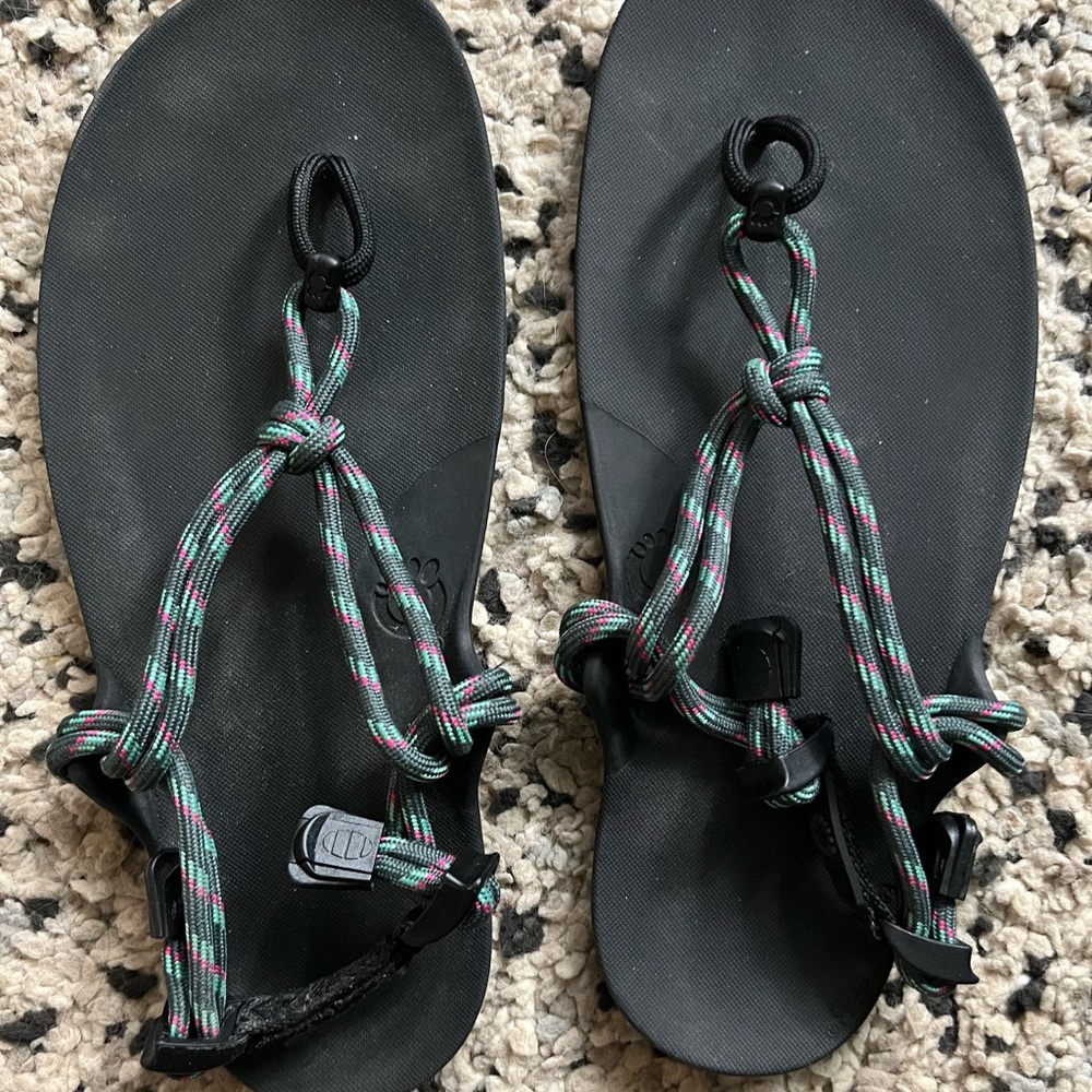 Xero Shoes Women’s Genesis Barefoot Sandal